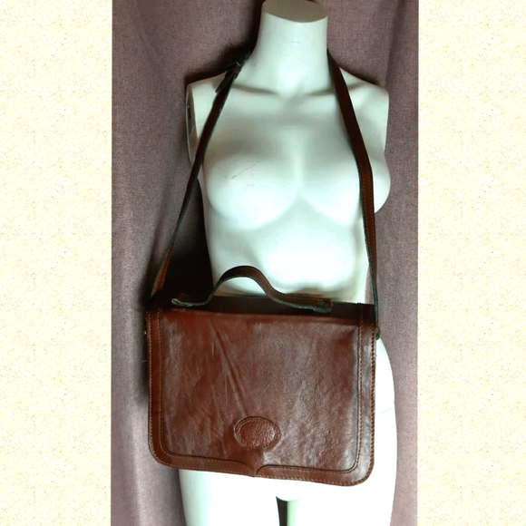Vintage Handbags - HOST PICK! Vintage leather crossbody briefcase retro
